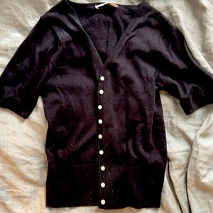 Black cardigan from Everlane, excellent condition!